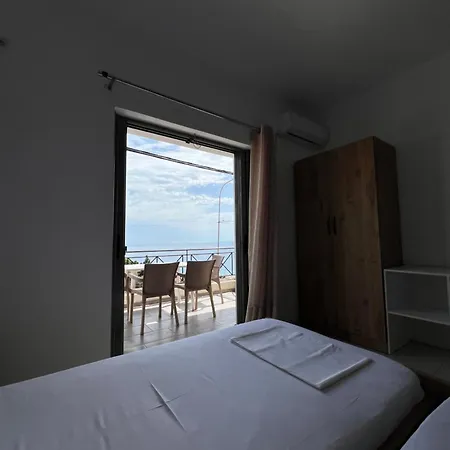 Agilia * Himara
